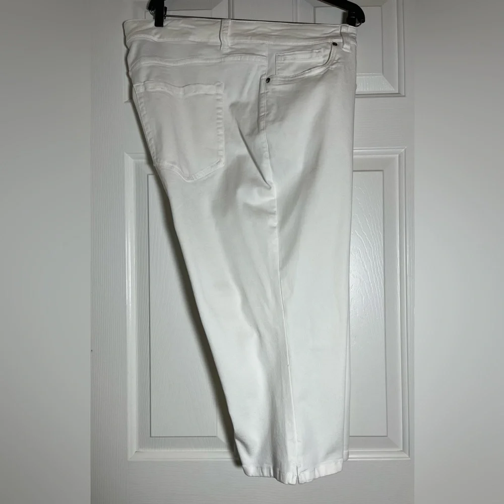 Lane Bryant White Ankle & Cropped Women’s Jeans - Picture 1 of 11